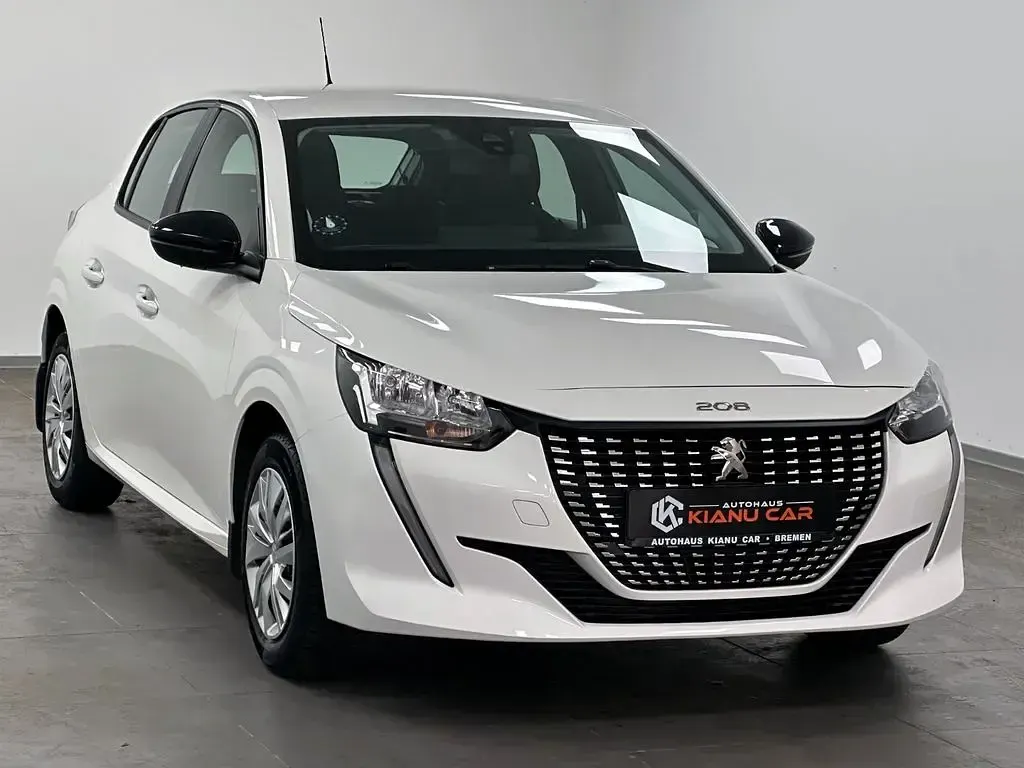 Gebraucht Peugeot 208 Active 75 PS (55 kW) 2022 Blanc banquise Kleinwagen