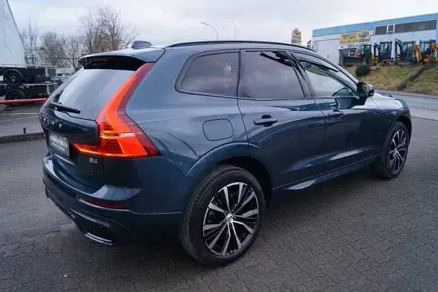 Gebraucht Volvo XC60 145 PS (106 kW) 2023 SUV