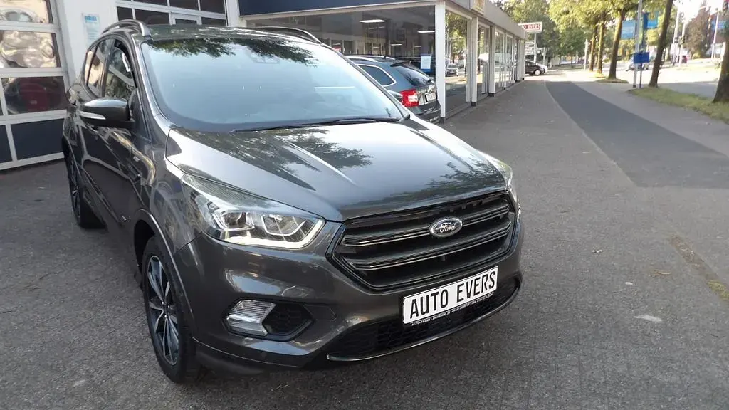 Gebraucht Ford Kuga ST-Line 179 PS (131 kW) 2017 Grau SUV
