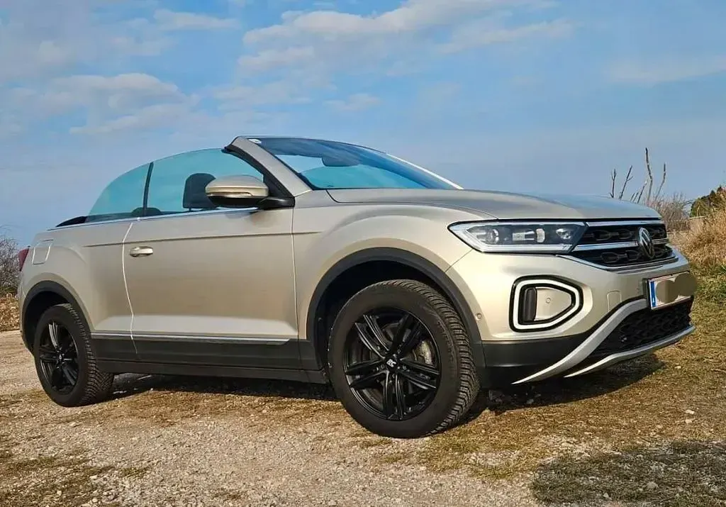 Gebraucht VW T-Roc Cabriolet Active 110 PS (80 kW) 2022 Beige Cabrio