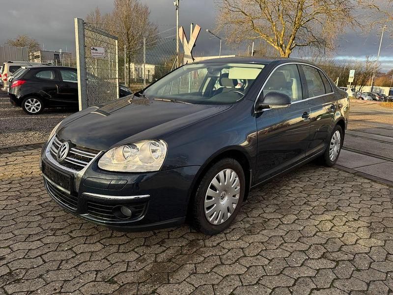 Blau Gebraucht 2006 VW Jetta Comfortline Limousine | 3.999 € (Fairer Preis) - Bild 1/4
