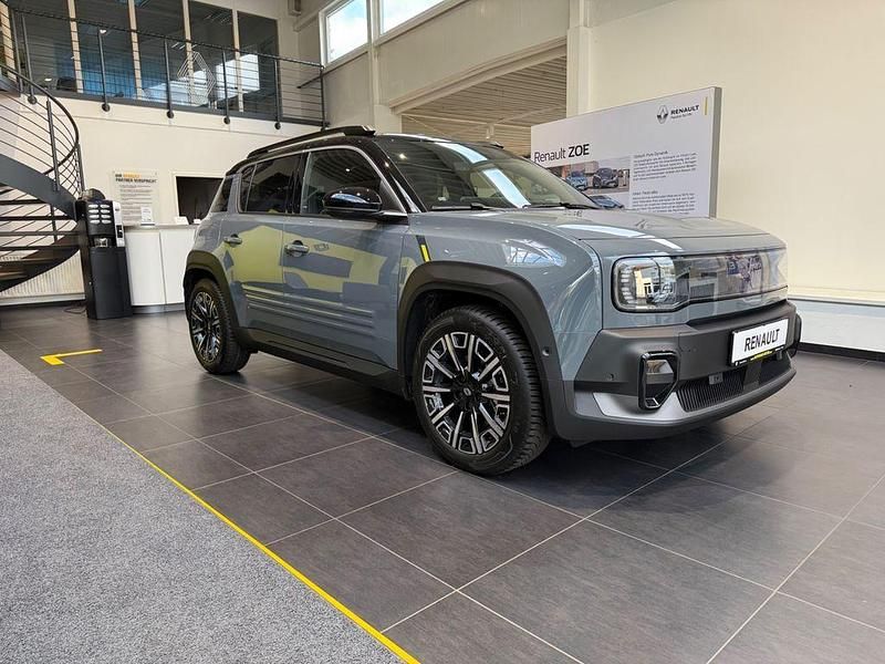 Ny Renault 4 E-Tech Iconic 110 kW (150 HK) 2025 Grå SUV