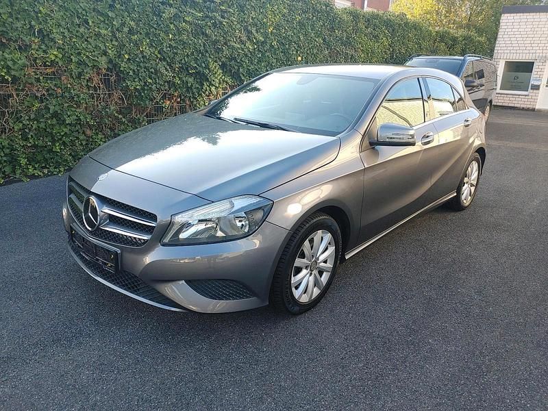Gebraucht 2014 Mercedes A180 Kleinwagen | 9.700 € (Fairer Preis) - Bild 1/4