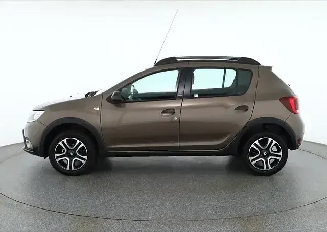 Gebraucht Dacia Sandero Celebration 90 PS (66 kW) 2019 Andere SUV