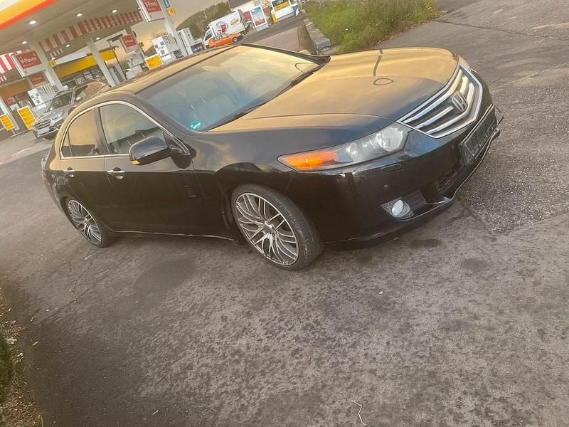 Gebraucht Honda Accord 150 PS (110 kW) 2010 Schwarz Limousine