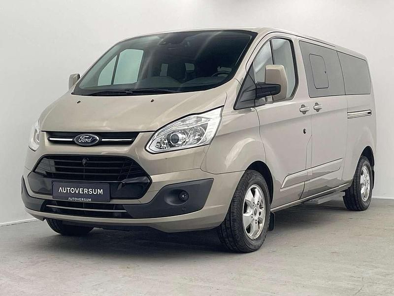 Gebraucht Ford Tourneo 170 PS (125 kW) 2017 Grau Van / Kleinbus