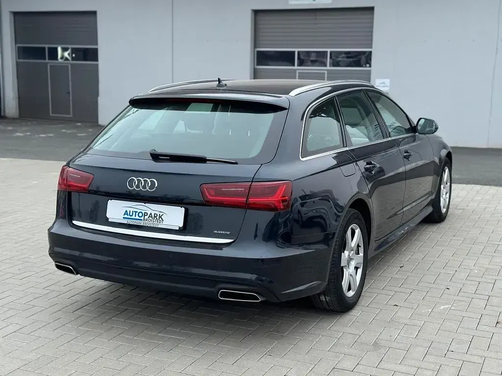 Używany Audi A6 Ambiente 218 KM (160 kW) 2018 Niebieski Kombi