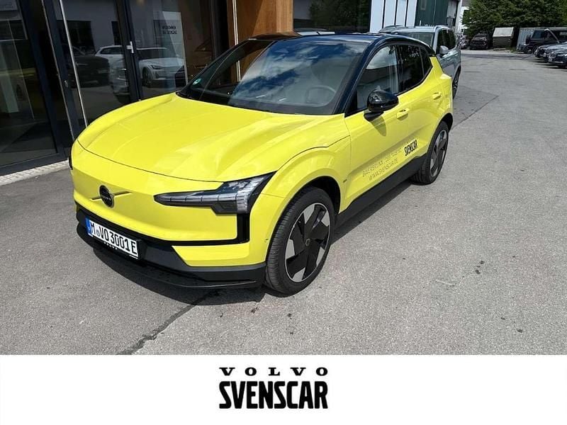 Moss yellow Gebraucht 2025 Volvo EX30 Ultra SUV | 35.999 € (Fairer Preis) - Bild 1/4
