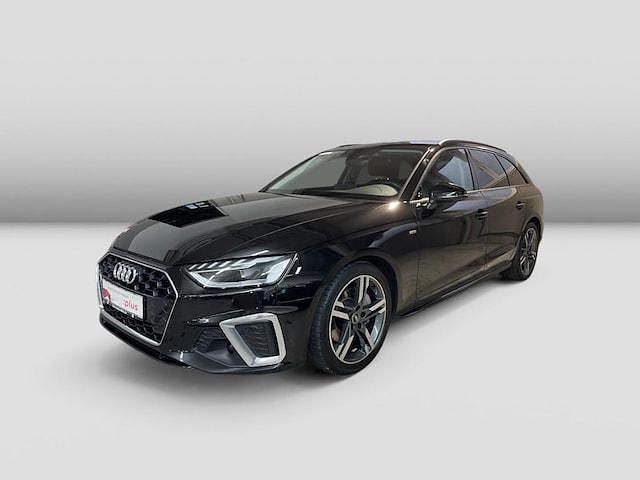 Gebraucht Audi A4 S-Line 204 PS (150 kW) 2022 Mythosschwarz metallic Kombi