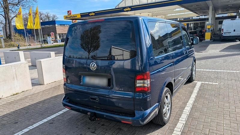 Używany VW T5 140 KM (102 kW) 2005 Niebieski Van