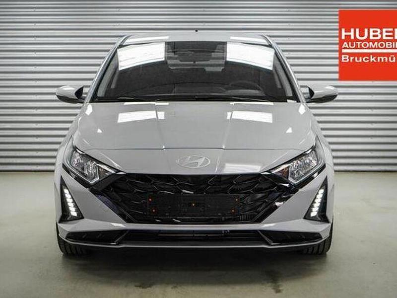 Neu Hyundai i20 90 PS (66 kW) 2026 Lumen grey metallic () Kleinwagen