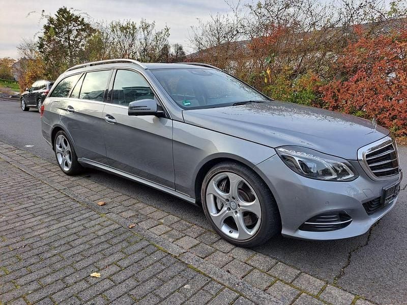Gebraucht Mercedes E500 408 PS (300 kW) 2014 Silber Kombi