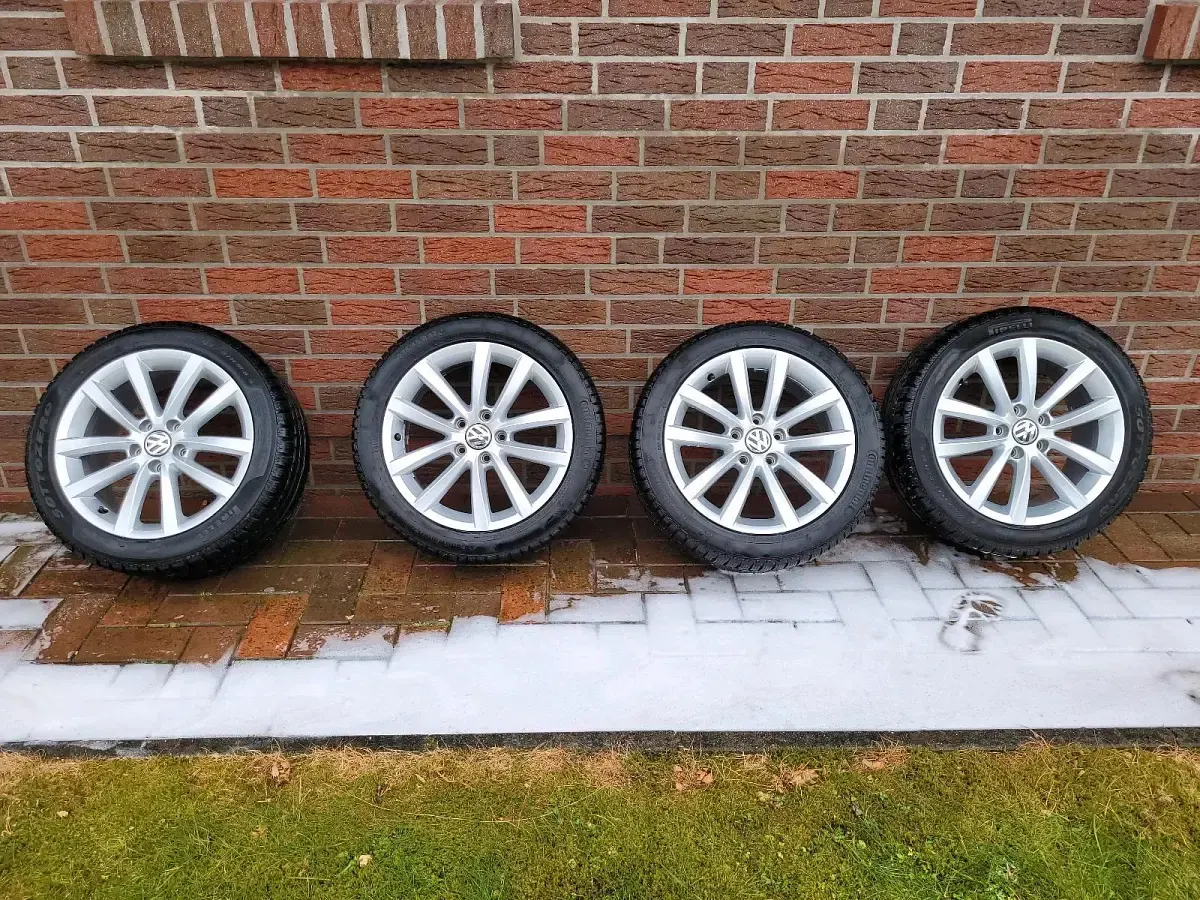 Gebraucht VW Passat Highline 177 PS (130 kW) 2013 Grau Kombi