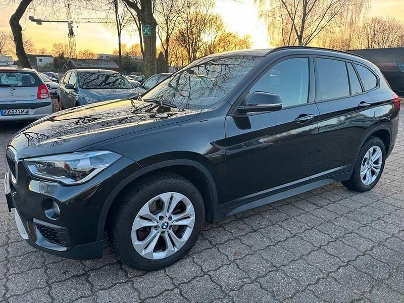 Gebraucht BMW X1 Advantage 190 PS (139 kW) 2019 Schwarz SUV