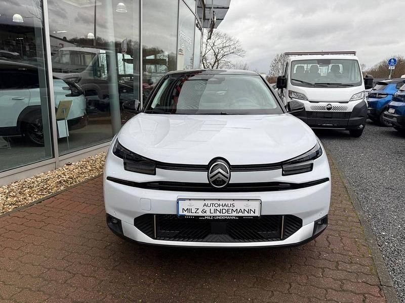 Neu Citroën C4 131 PS (96 kW) 2026 Metalli (weiss SUV