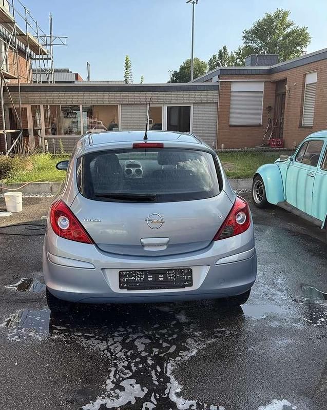 Blau Gebraucht 2007 Opel Corsa Coupé | 3.000 € (Fairer Preis) - Bild 1/4