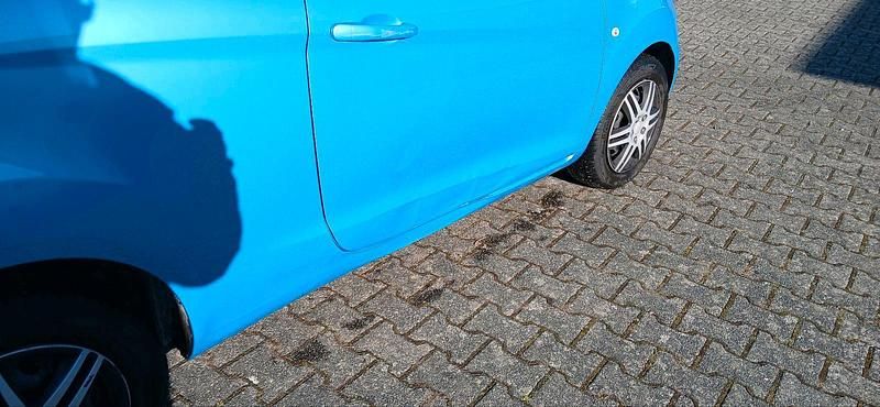 Gebraucht Ford Ka 69 PS (50 kW) 2014 Blau Kleinwagen