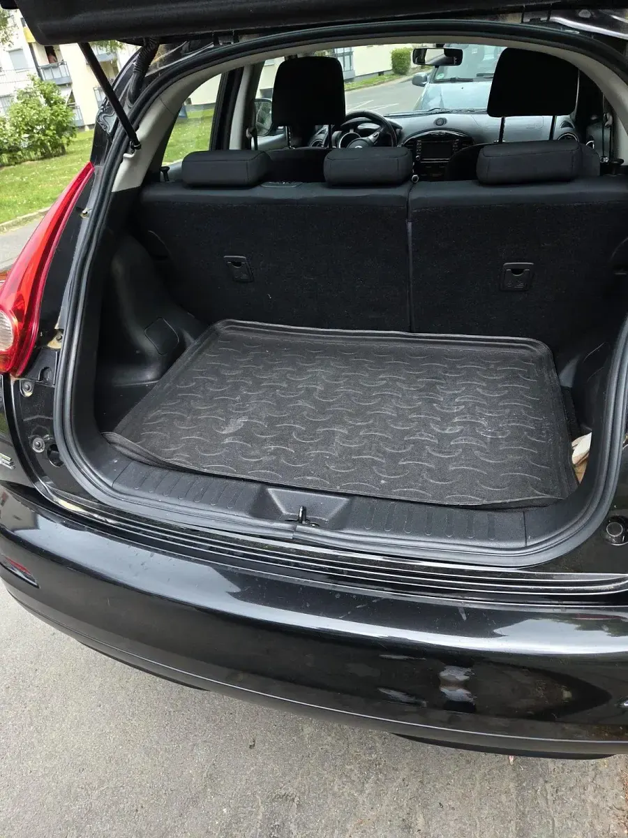 Gebraucht Nissan Juke Acenta 117 PS (86 kW) 2014 Schwarz SUV