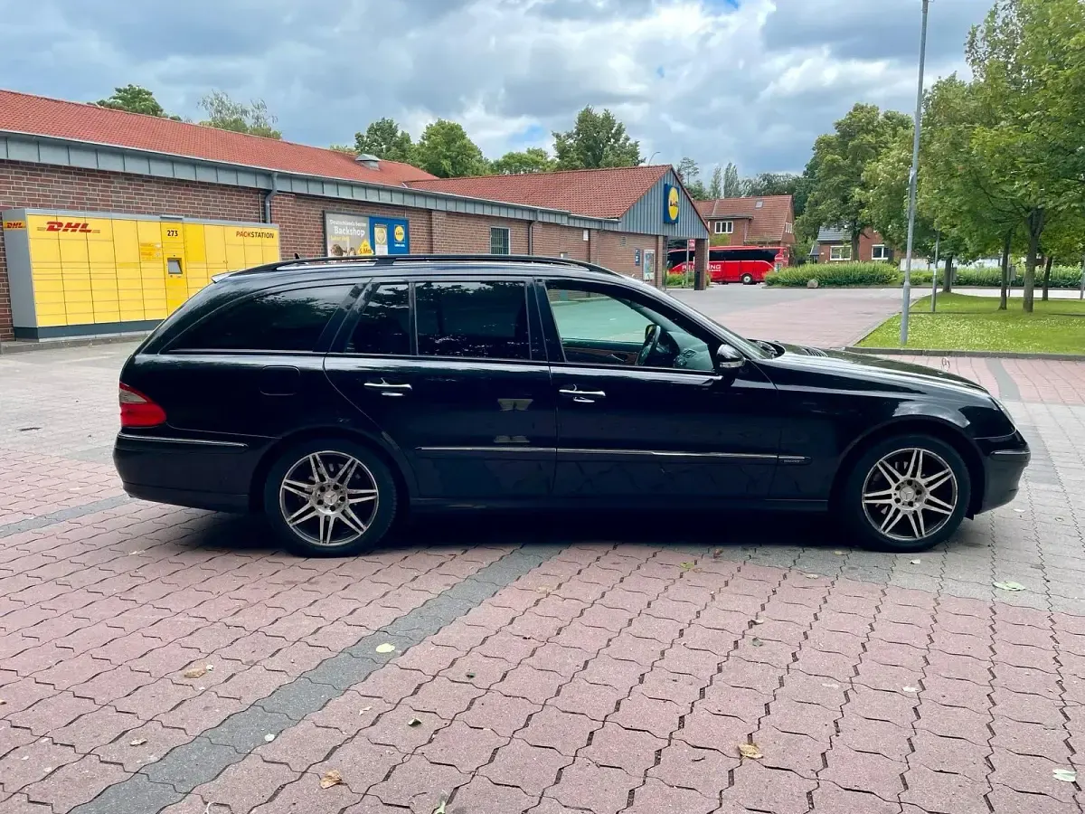 Gebraucht Mercedes E280 190 PS (139 kW) 2007 Schwarz Kombi