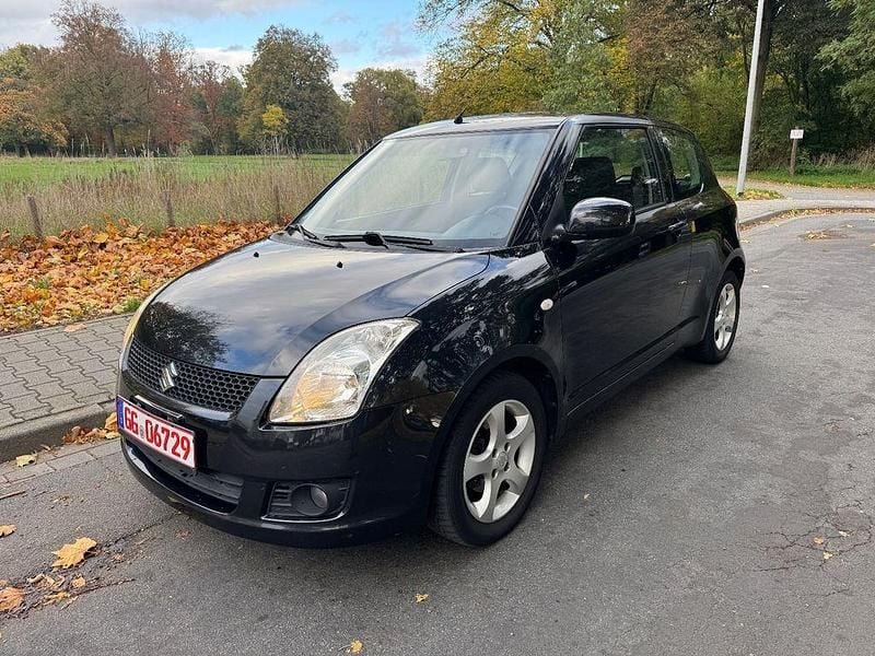 Schwarz Gebraucht 2010 Suzuki Swift Comfort | 3.200 € (Fairer Preis) - Bild 1/4