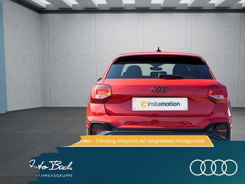 Nowe Audi Q2 150 KM (110 kW) 2025 Czerwony SUV