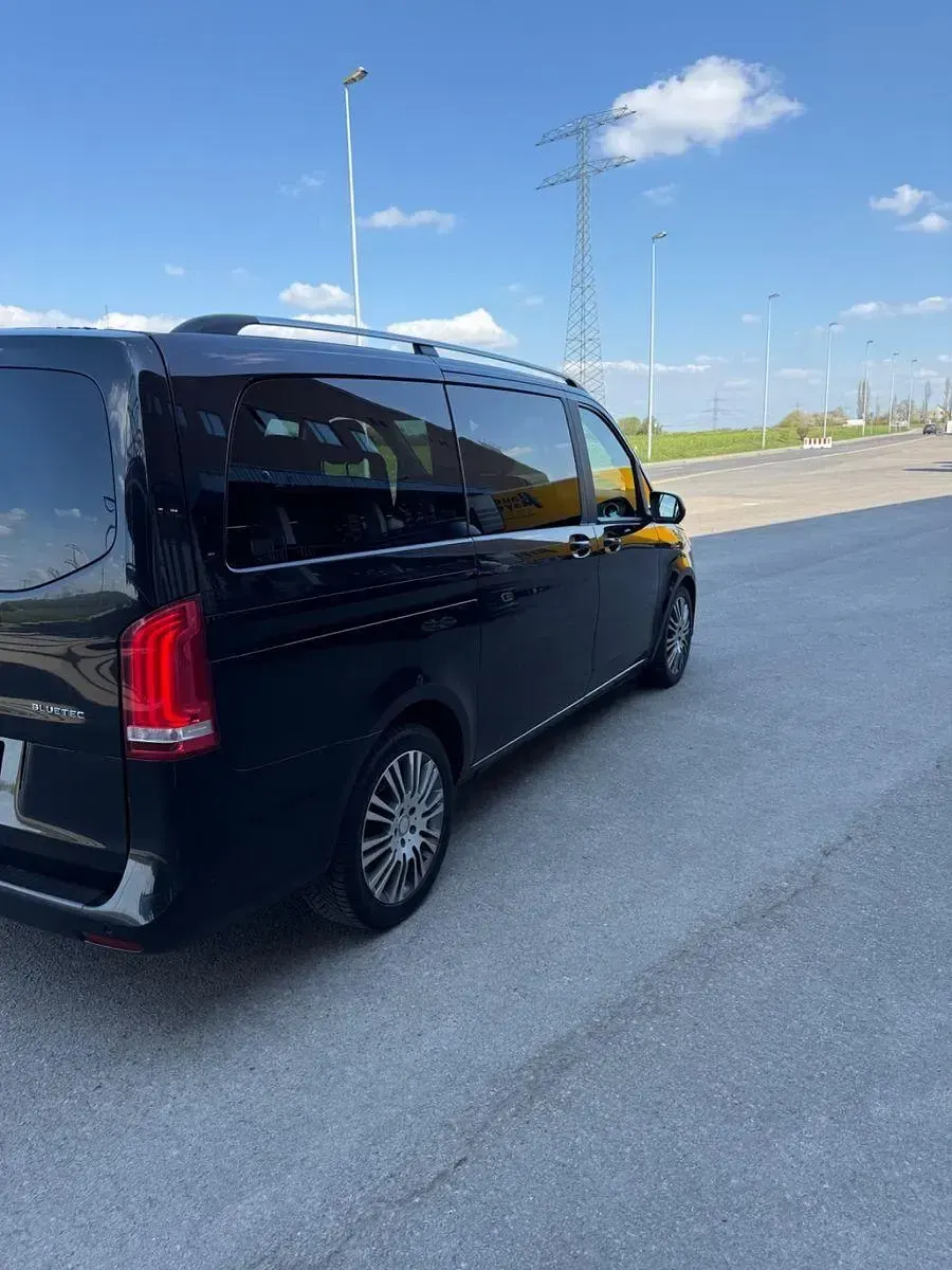 Gebraucht Mercedes V250 190 PS (139 kW) 2014 Schwarz Van / Kleinbus