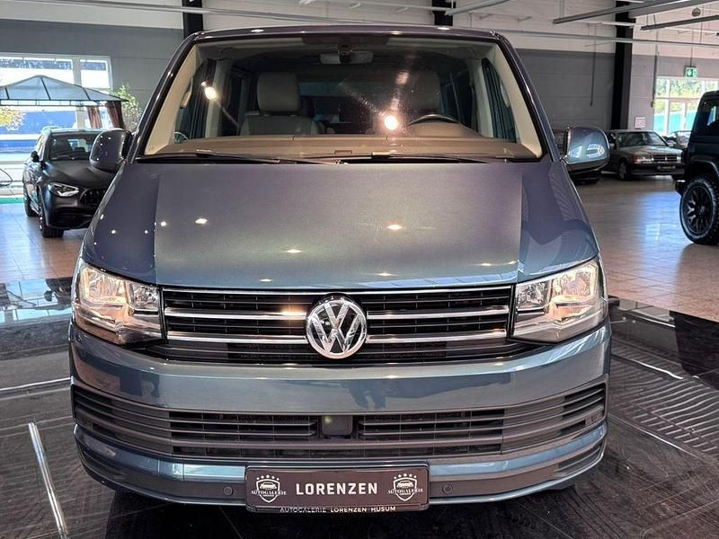 Gebraucht VW Multivan 204 PS (150 kW) 2017 Bambusgarden green Van / Kleinbus