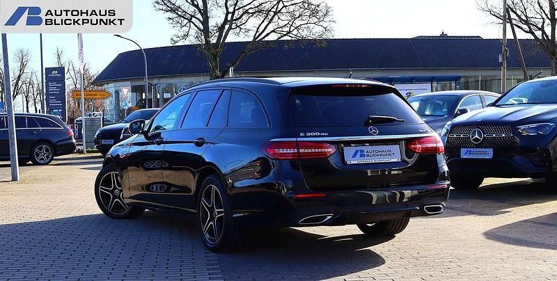Gebraucht Mercedes E300 AMG 194 PS (142 kW) 2021 Schwarz Limousine