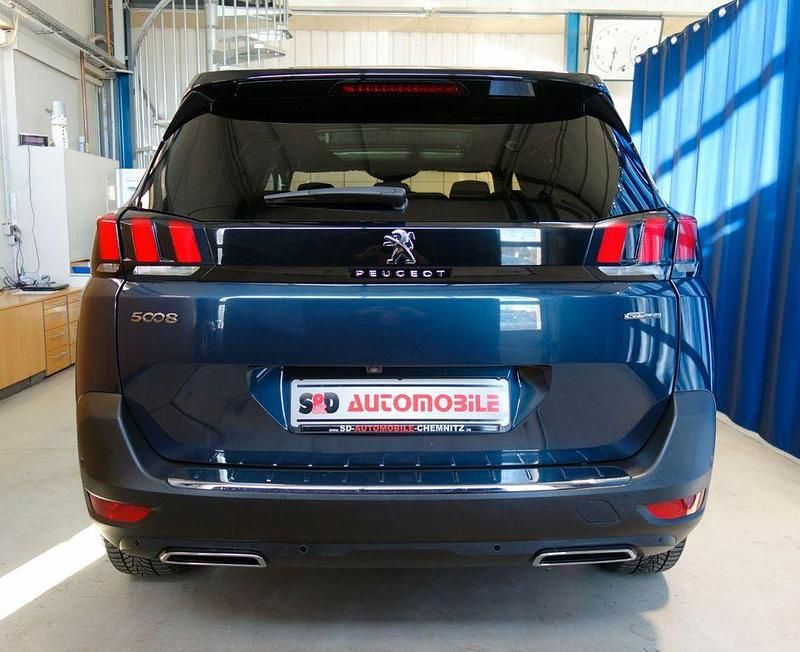 Gebraucht Peugeot 5008 Allure 181 PS (133 kW) 2020 Schwarz Van / Kleinbus