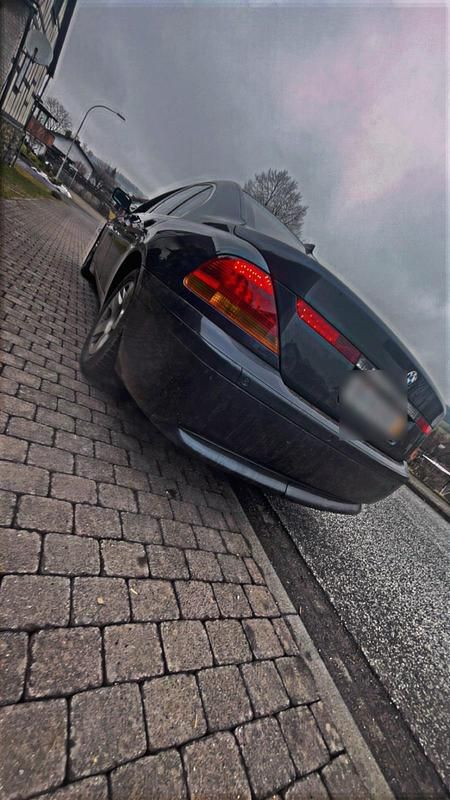 Gebraucht BMW 745 333 PS (244 kW) 2002 Blau Limousine