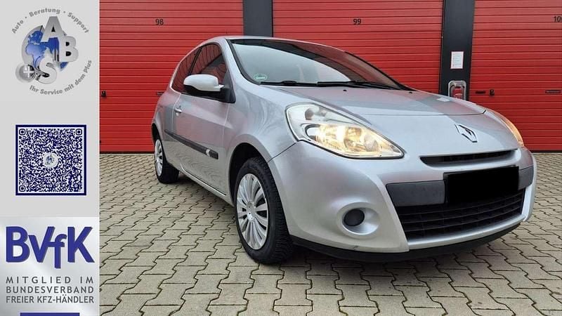Gebraucht Renault Clio II Expression 75 PS (55 kW) 2011 Platingraumetallic Limousine