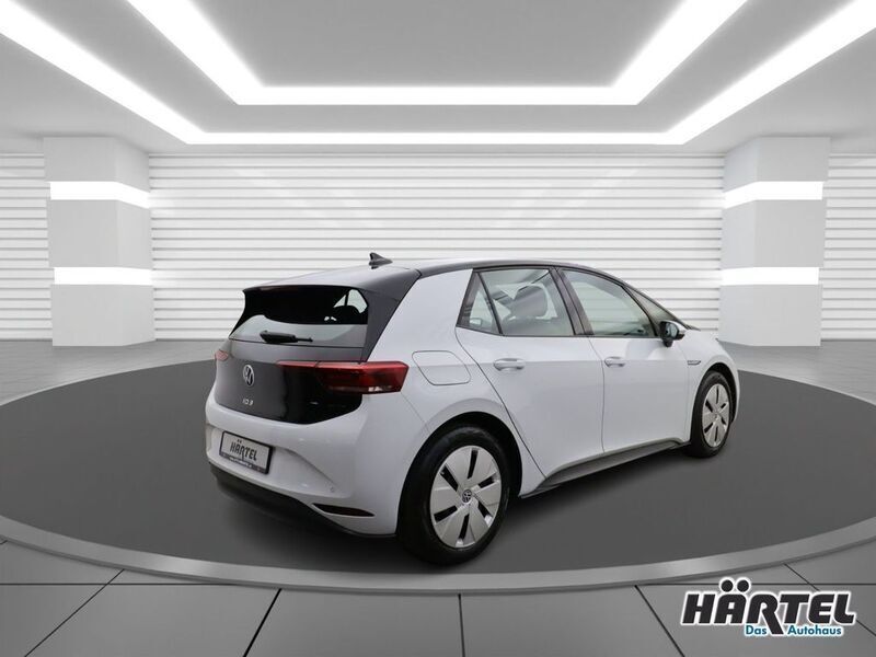 Gebraucht VW ID.3 Pro Performance 150 kW (204 PS) 2021 Gletscherweiss (weiß) Kleinwagen