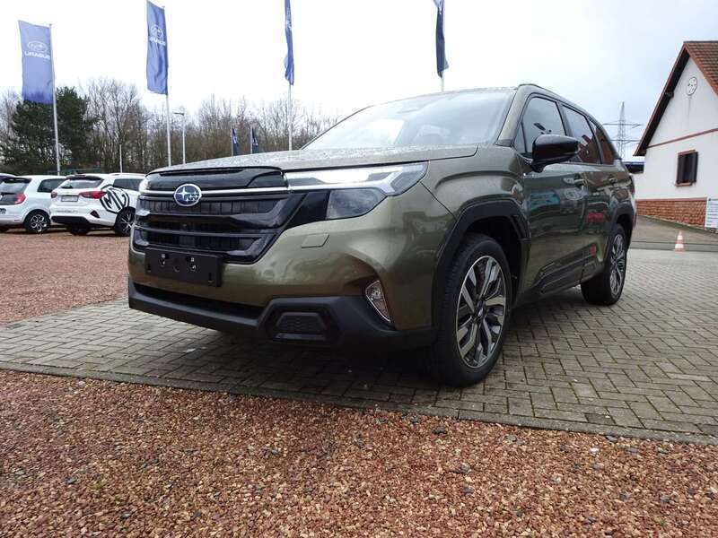 Autumn green Neu 2025 Subaru Forester Platinum SUV | 46.173 € (Etwas zu teuer) - Bild 1/4