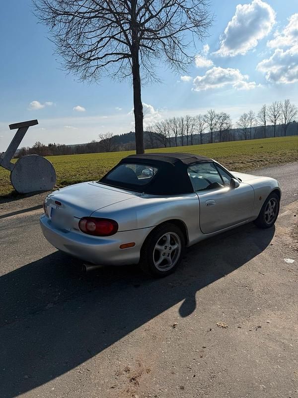 Gebraucht Mazda MX5 146 PS (107 kW) 2005 Silber Cabrio