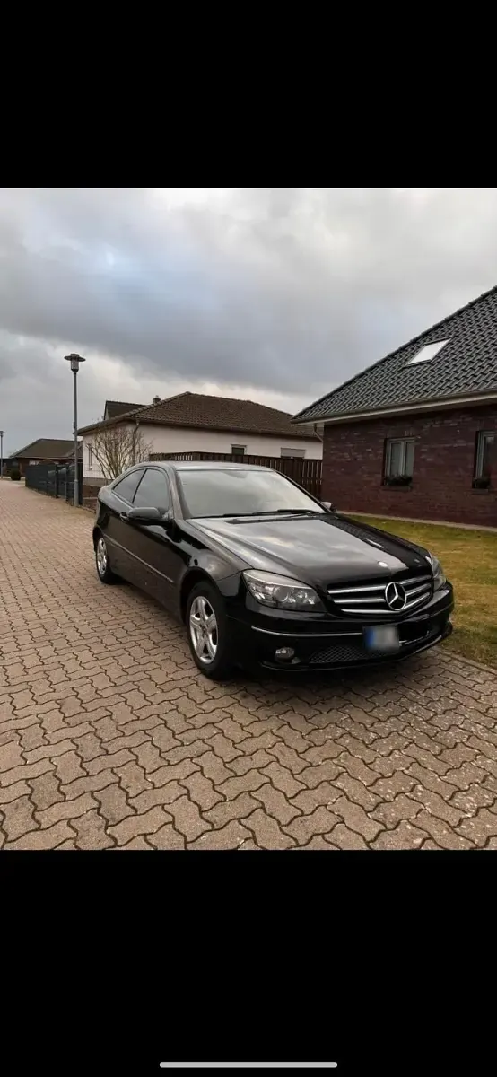 Gebraucht Mercedes CLC180 159 PS (116 kW) 2009 Schwarz Coupé