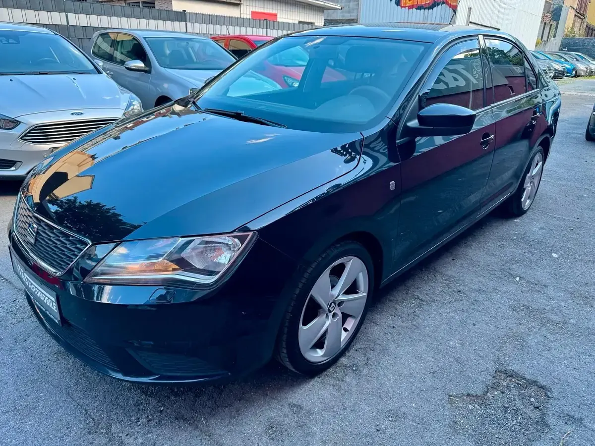 Gebraucht Seat Toledo 4You 86 PS (63 kW) 2014 Schwarz Kleinwagen