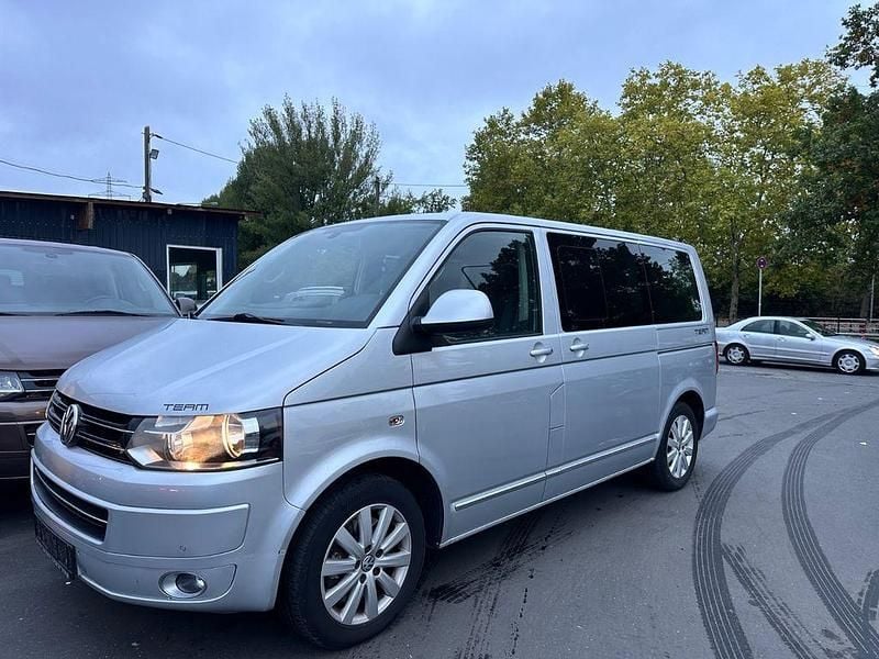 Gebraucht VW T5 Team 179 PS (131 kW) 2010 Silber Van