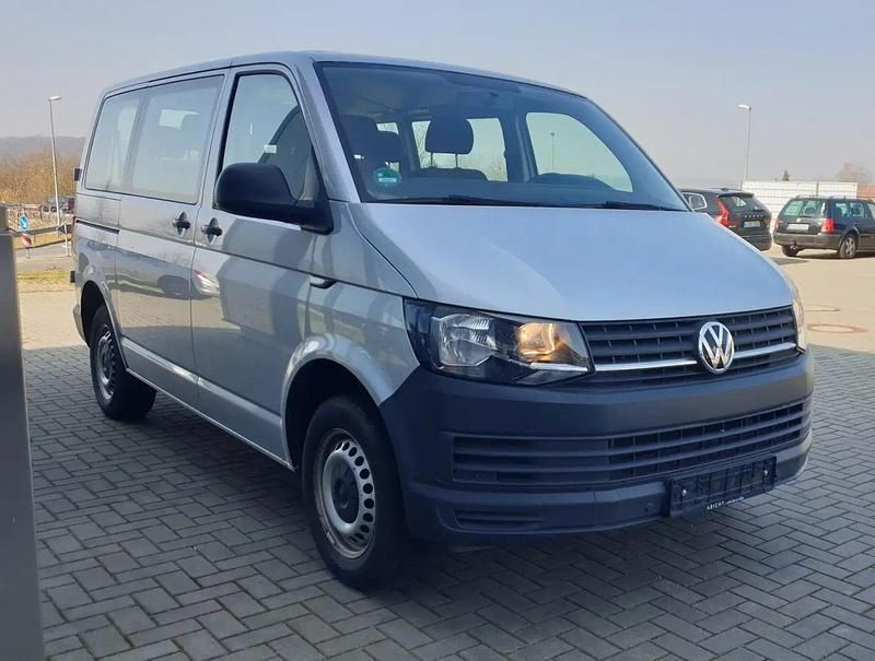 Gebraucht VW Transporter 102 PS (75 kW) 2018 Silber Van