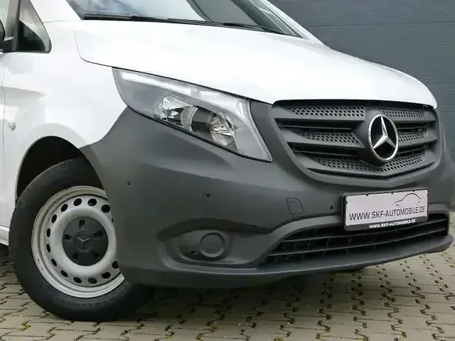 Gebraucht Mercedes Vito 250 PS (183 kW) 2022 Weiß Van