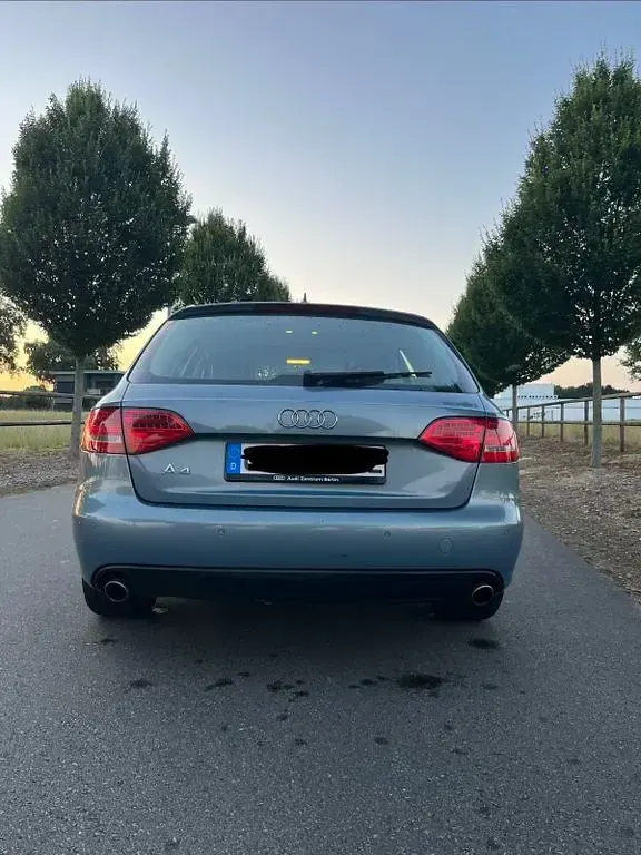 Gebraucht Audi A4 Ambiente 239 PS (175 kW) 2009 Blau Kombi