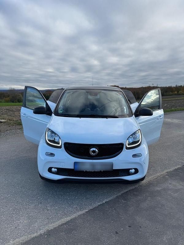 Gebraucht Smart ForFour 71 PS (52 kW) 2017 Weiß Kleinwagen