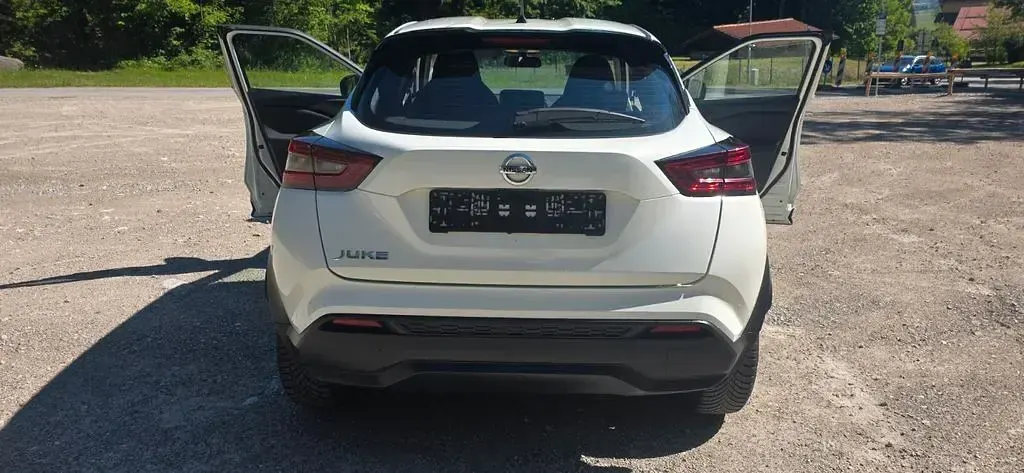 Gebraucht Nissan Juke Acenta 114 PS (83 kW) 2022 Weiß SUV