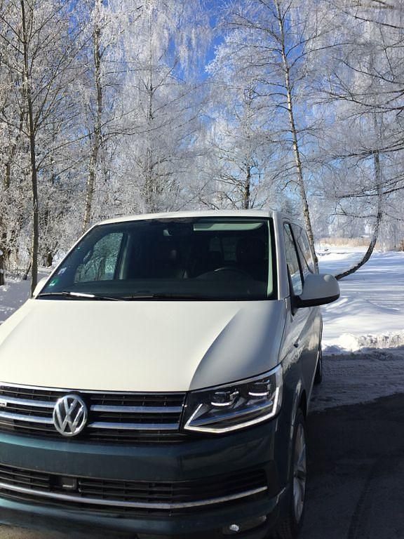 Weiß Gebraucht 2016 VW T6 Van | 33.000 € (Guter Preis) - Bild 1/4