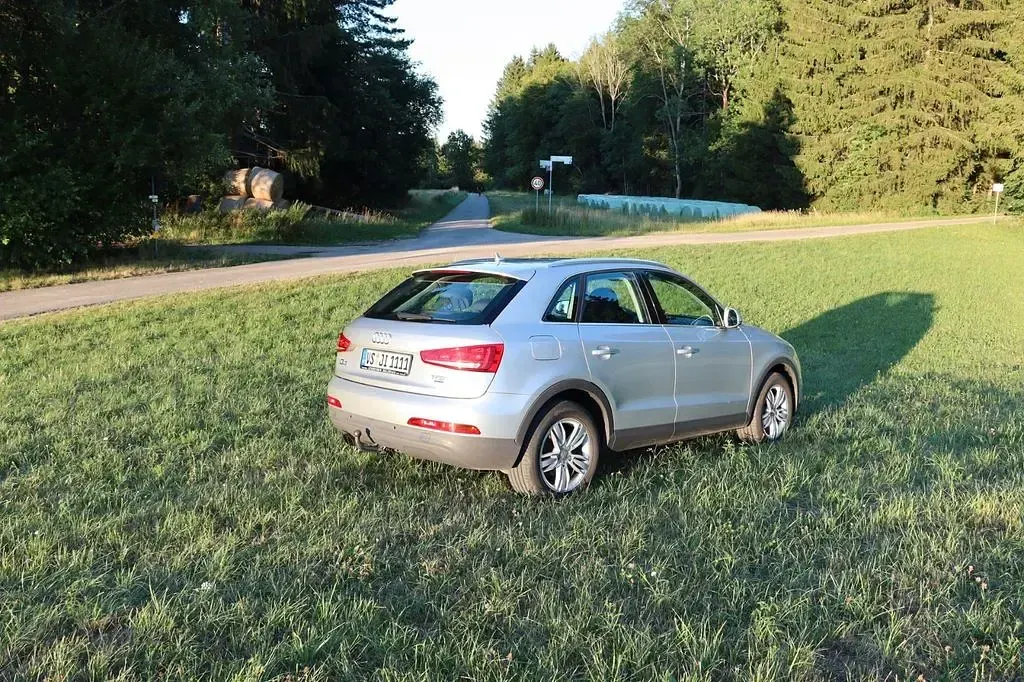 Gebraucht Audi Q3 Ambiente 170 PS (125 kW) 2012 Silber SUV