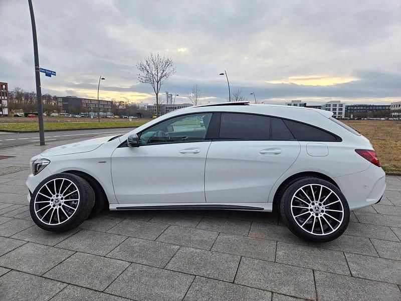 Gebraucht Mercedes CLA220 AMG 184 PS (135 kW) 2018 Weiß Limousine