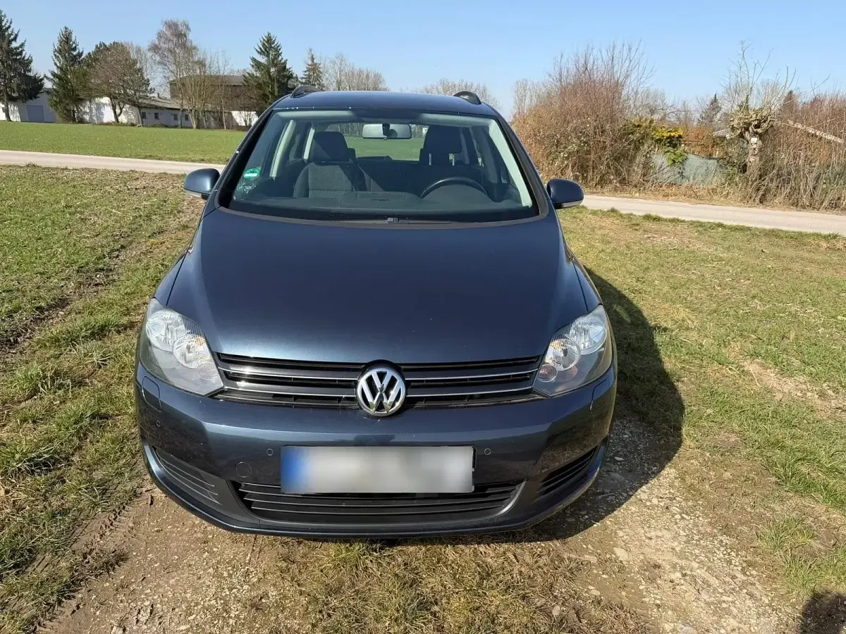 Occasion VW Golf 105 ch (77 kW) 2010 Bleue Monospace