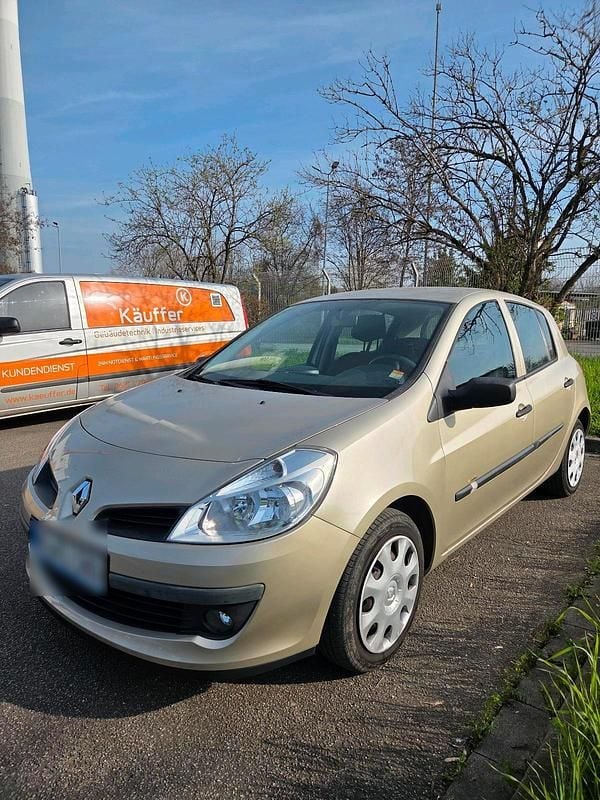 Gebraucht Renault Clio II 2007 Gold Kleinwagen