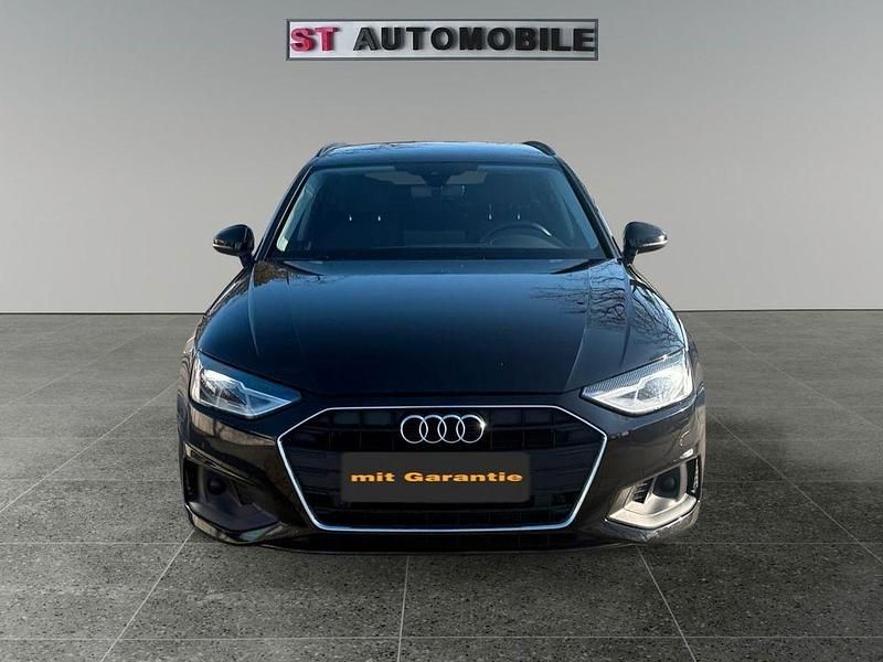Gebraucht Audi A4 Sport 204 PS (150 kW) 2022 Schwarz Kombi