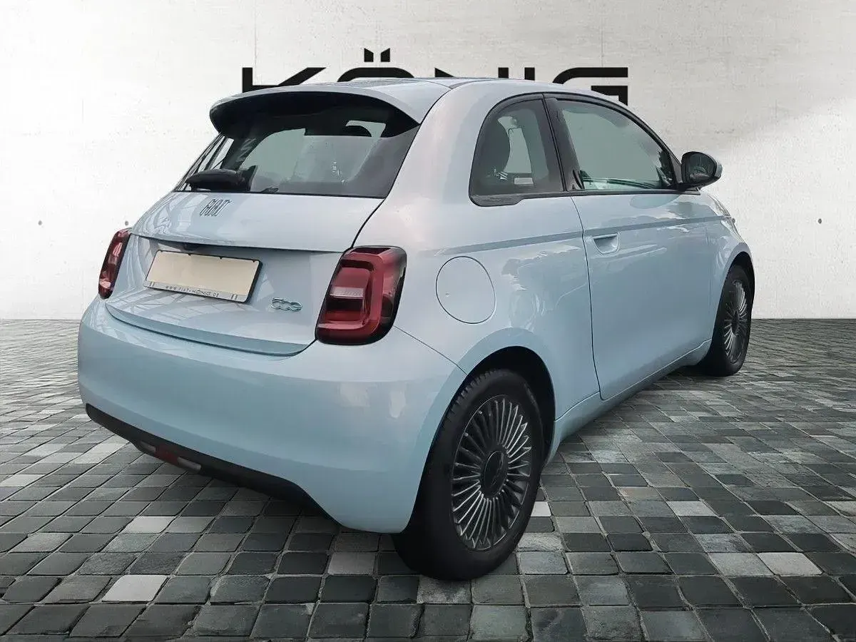 Gebraucht Fiat 500e Icon 86 kW (118 PS) 2022 Blau Limousine