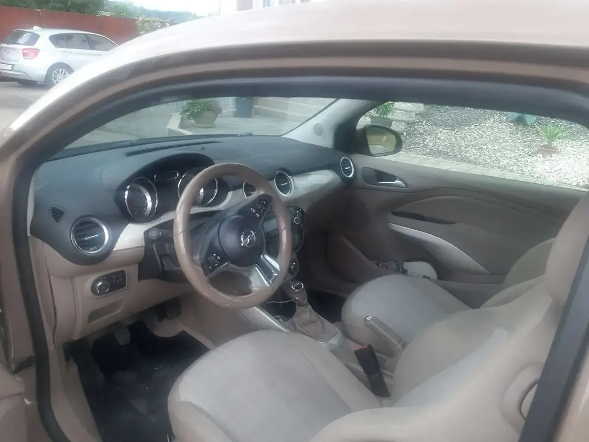 Gebraucht Opel Adam Glam 69 PS (50 kW) 2013 Braun Kleinwagen
